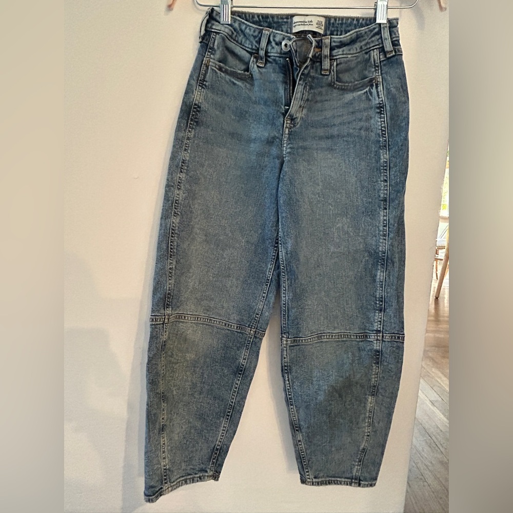 Abercrombie Kids High Rise Balloon Jeans 11/12